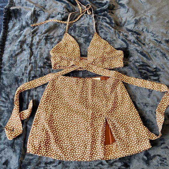 Size Small Bundle - Picture 3 of 6